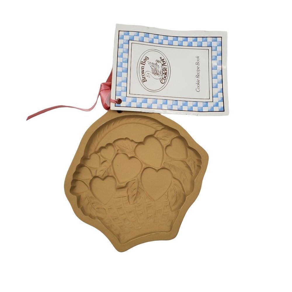 Brown Bag Cookie Mold Basket With Hearts In It 1992 Hill Design